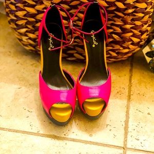 Qupid high heels size 6.5